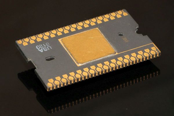 Intel C8051E