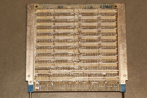 Hughes HMP-1116