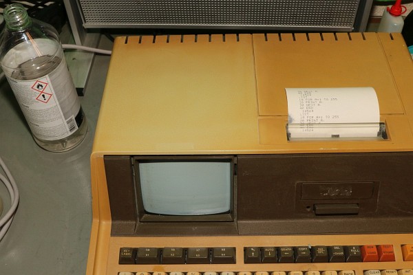 HP-85 Gehusegilb