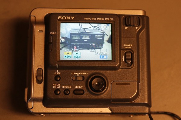 Sony Mavica MVC-FD7