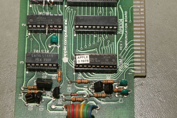 Apple Communication Board