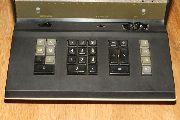 General Teknika 1600
